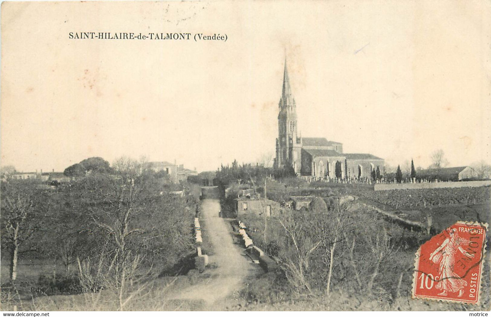 SAINT HILAIRE DE TALMONT - L'église, Vue Générale. - Talmont Saint Hilaire