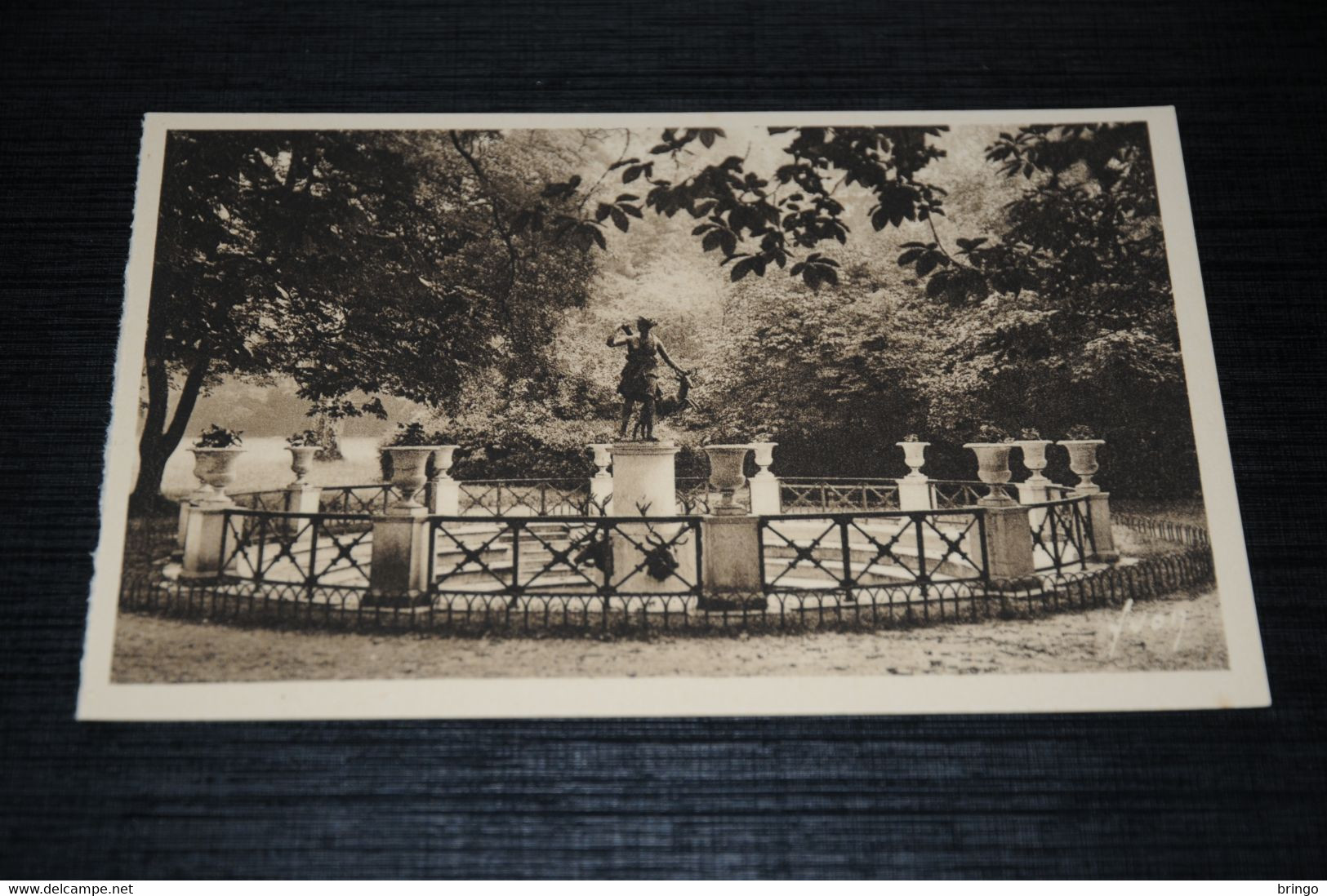 18855-          FONTAINEBLEAU, JARDINS DU PALAIS, FONTAINE DE DIANE - Fontainebleau