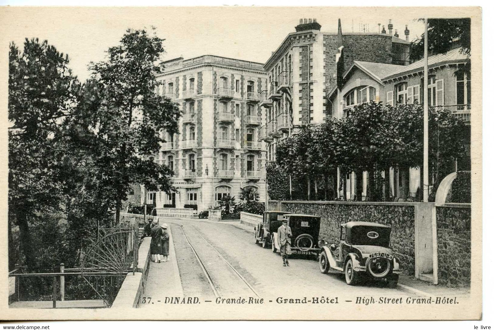 2326. CPA 35 DINARD. GRANDE RUE. GRAND HOTEL. VERS 1930 - Dinard