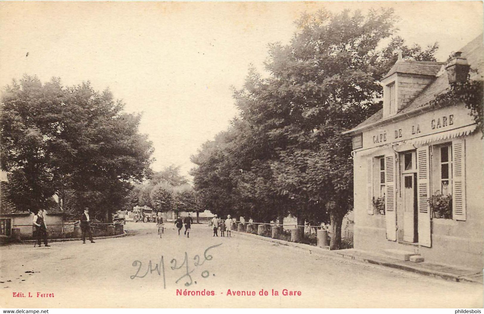 CHER  NERONDES  Avenue De La Gare - Nérondes