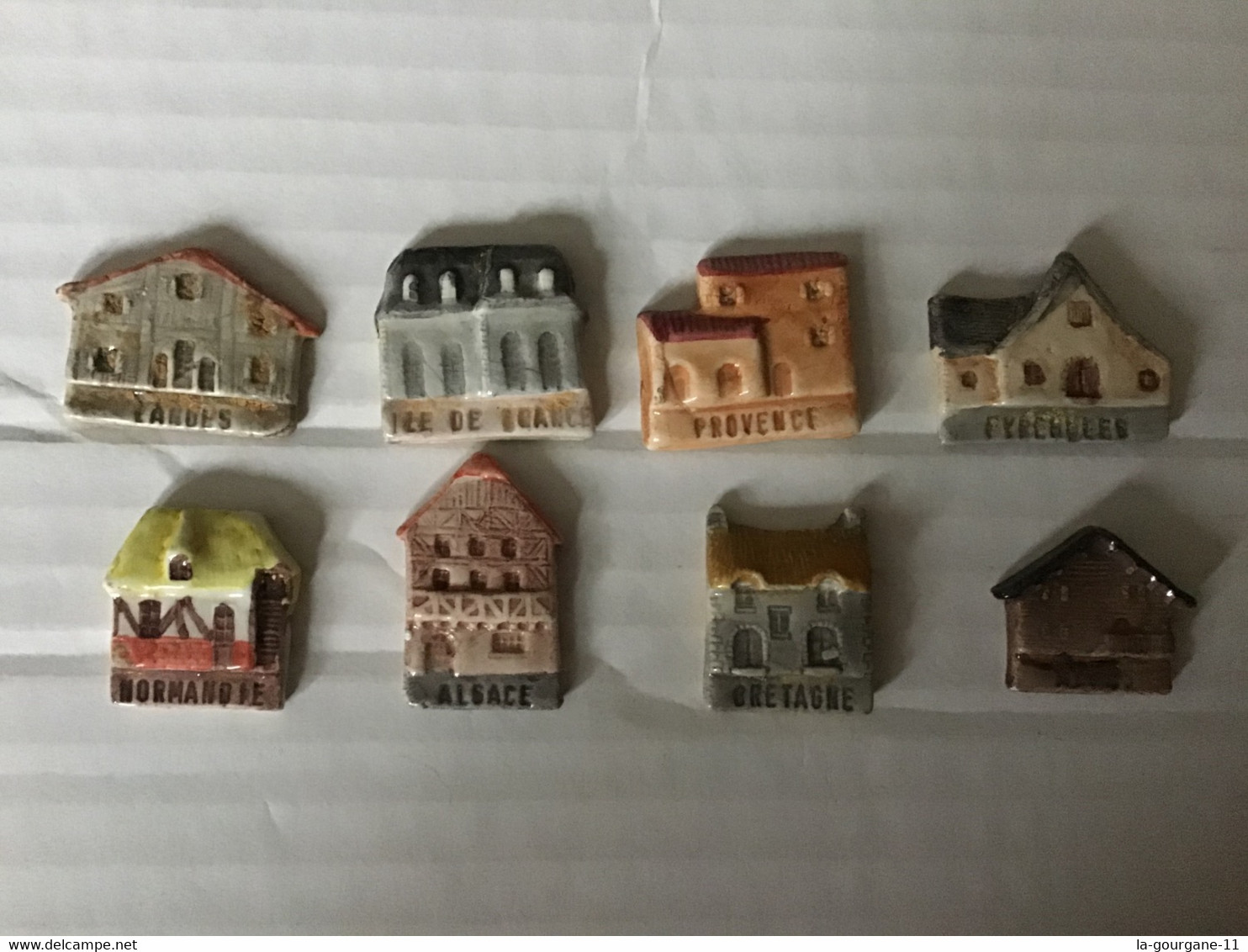 Rare Série Quasi-complète 8/9 Fèves Biscuit Vernis LES MAISONS DE FRANCE Moulin à Huile MH 1994 - Regiones