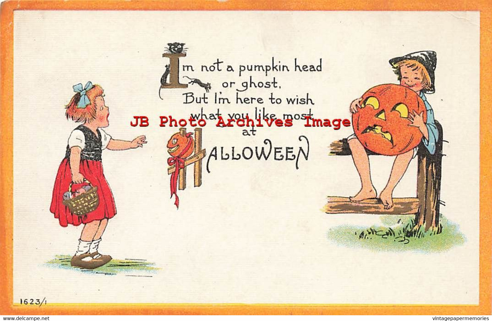 329649-Halloween, Bergman 1915 No 1623/1-4, Girl Startled By Boy On Fence Holding Jack O Lantern - Halloween