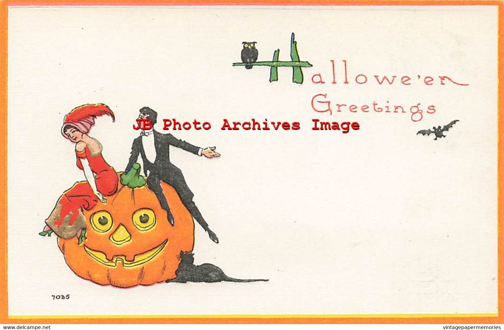 329661-Halloween, Bergman 1913 No 7035-1, Black Cat Watching Couple Sitting On Large JOL - Halloween