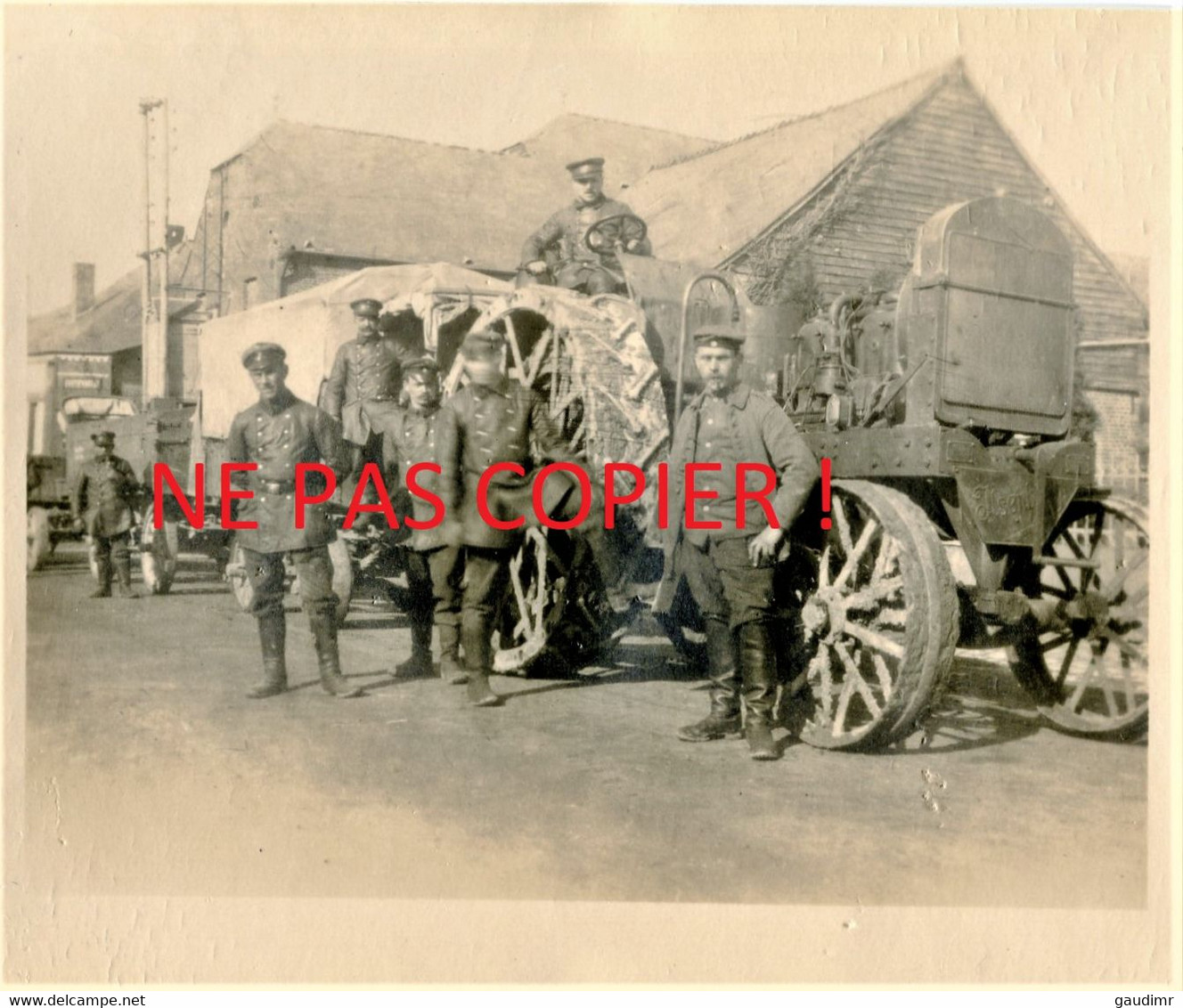 PHOTO ALLEMANDE 4 G. Regt. Zu Fuß - TRACTEUR TRANSPORT DE MATERIEL A HAM PRES DE VOYENNES - SOMME GUERRE 1914 1918 - 1914-18