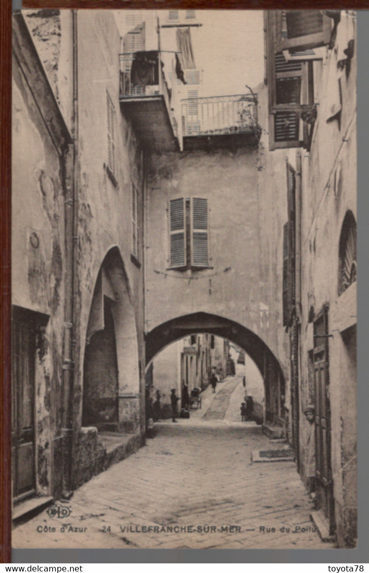 06 - VILLEFRANCHE-sur-MER - Rue Du Poilu - Villefranche-sur-Mer