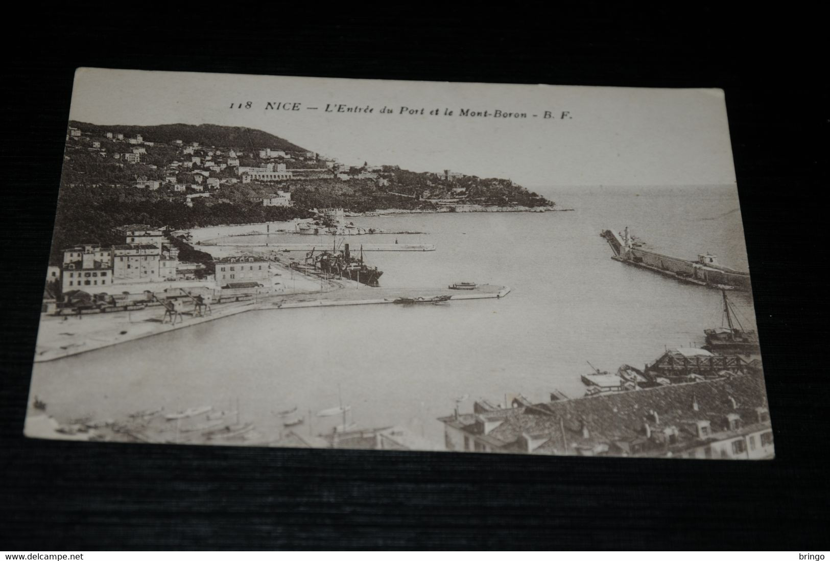 18967-           NICE, L'ENTREE DU PORT ET LE MONT-BORON - Schiffahrt - Hafen