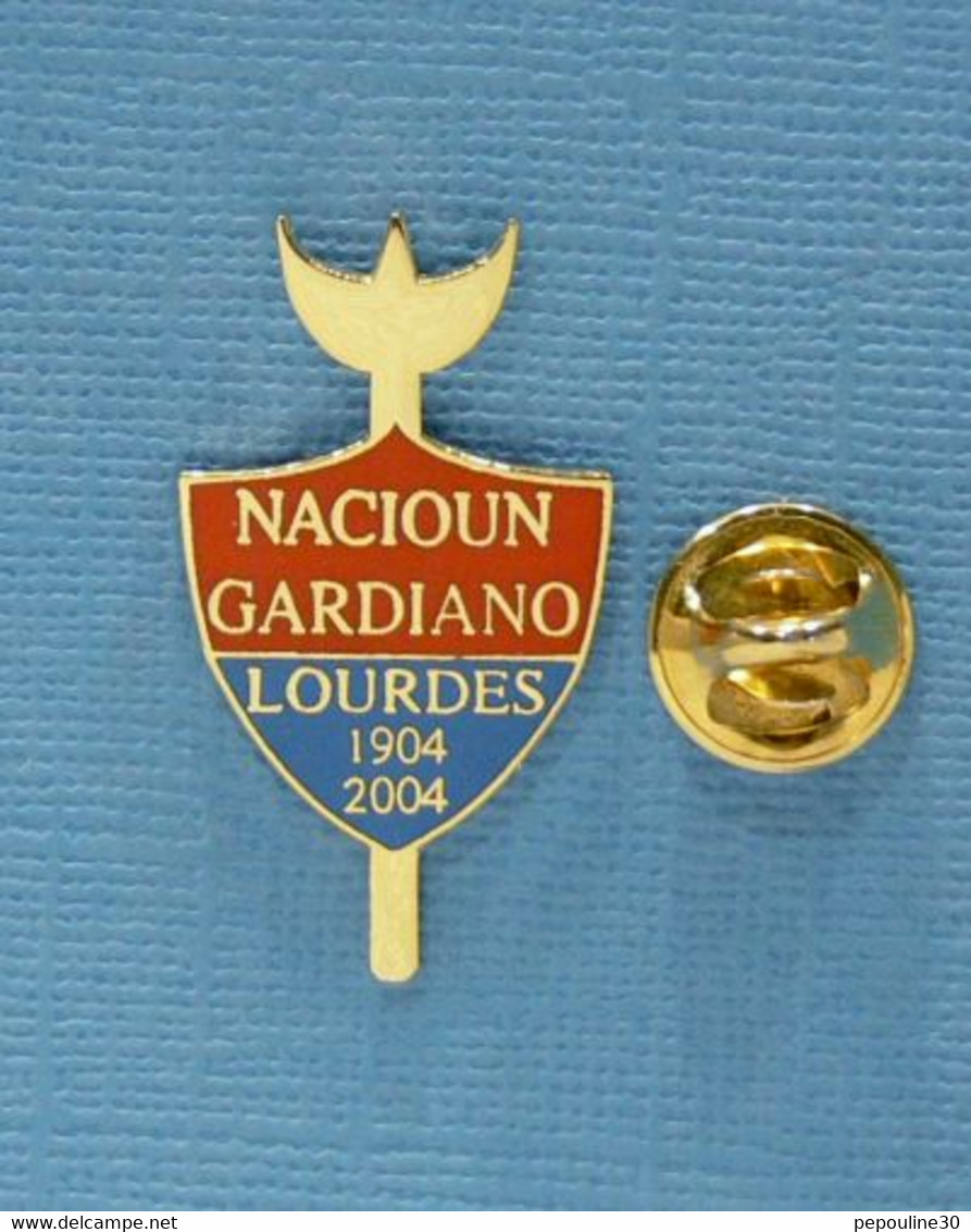 1 PIN'S //  ** NACIOUN GARDIANO / LOURDES / 1904 . 2004 ** - Bullfight - Corrida