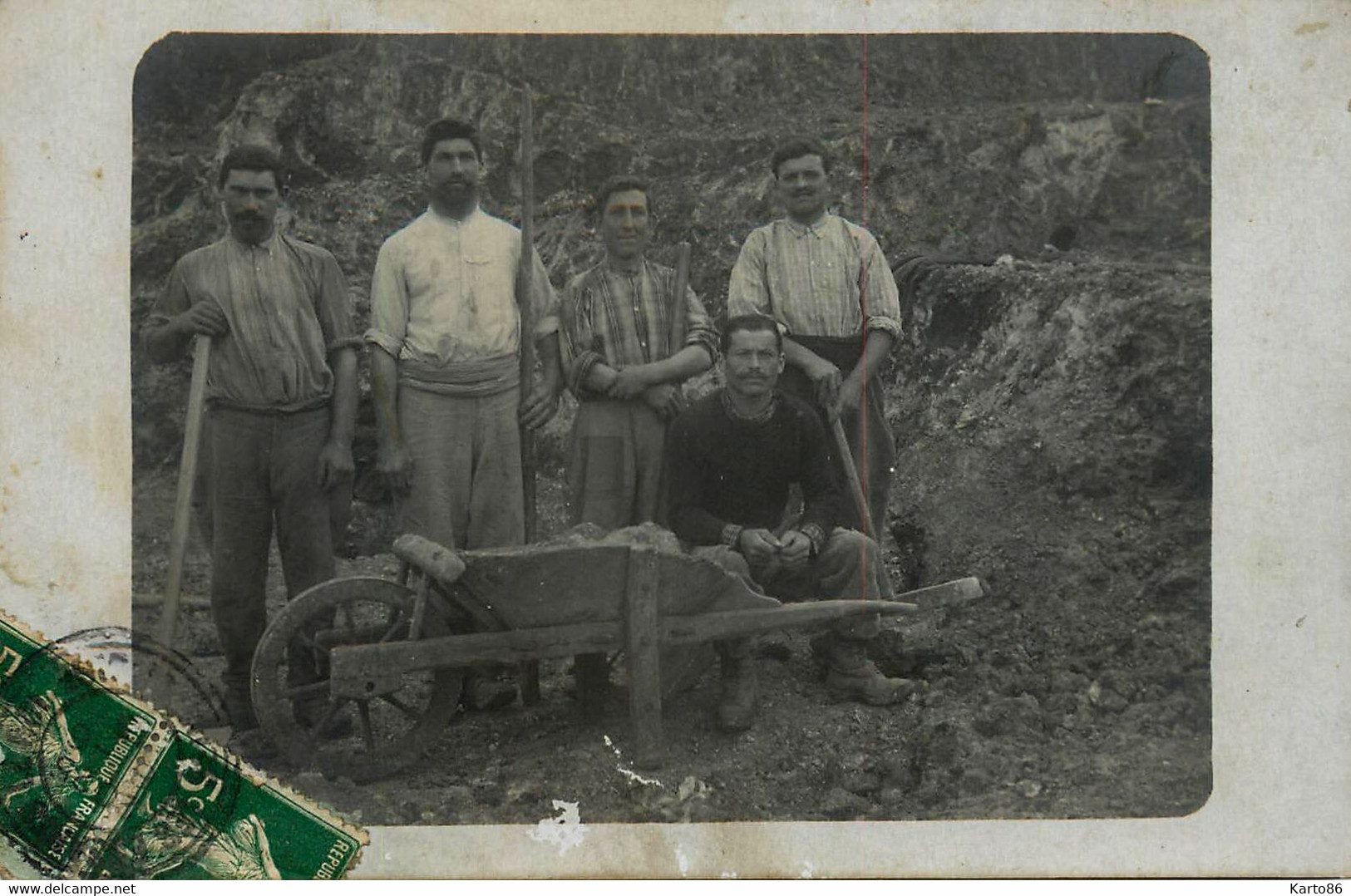 Les Essarts Le Roi ( Cachet Depart ) * Carte Photo * Ouvriers De La Carrière * Thème Carrières Mine Mines - Les Essarts Le Roi