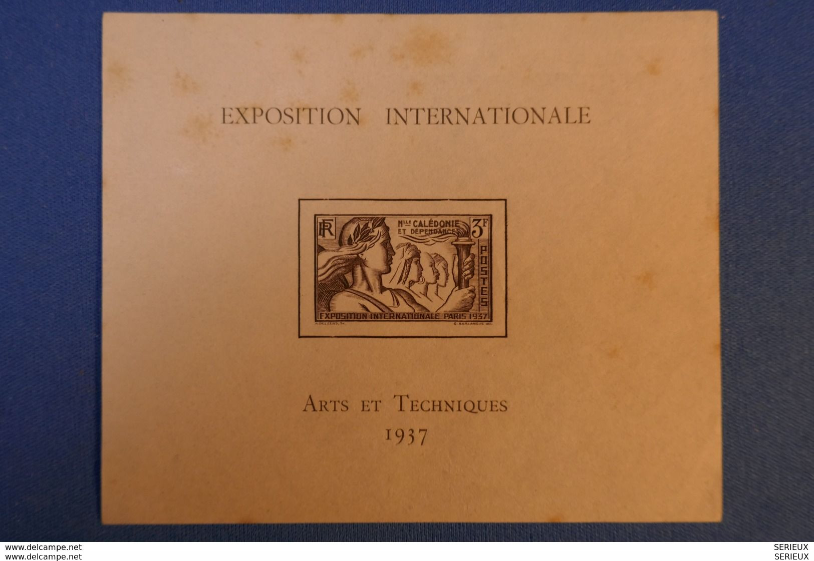 B5 NOUVELLE CALEDONIE FEUILLET 1937 ARTS ET TECHNIQUES - Blocs-feuillets