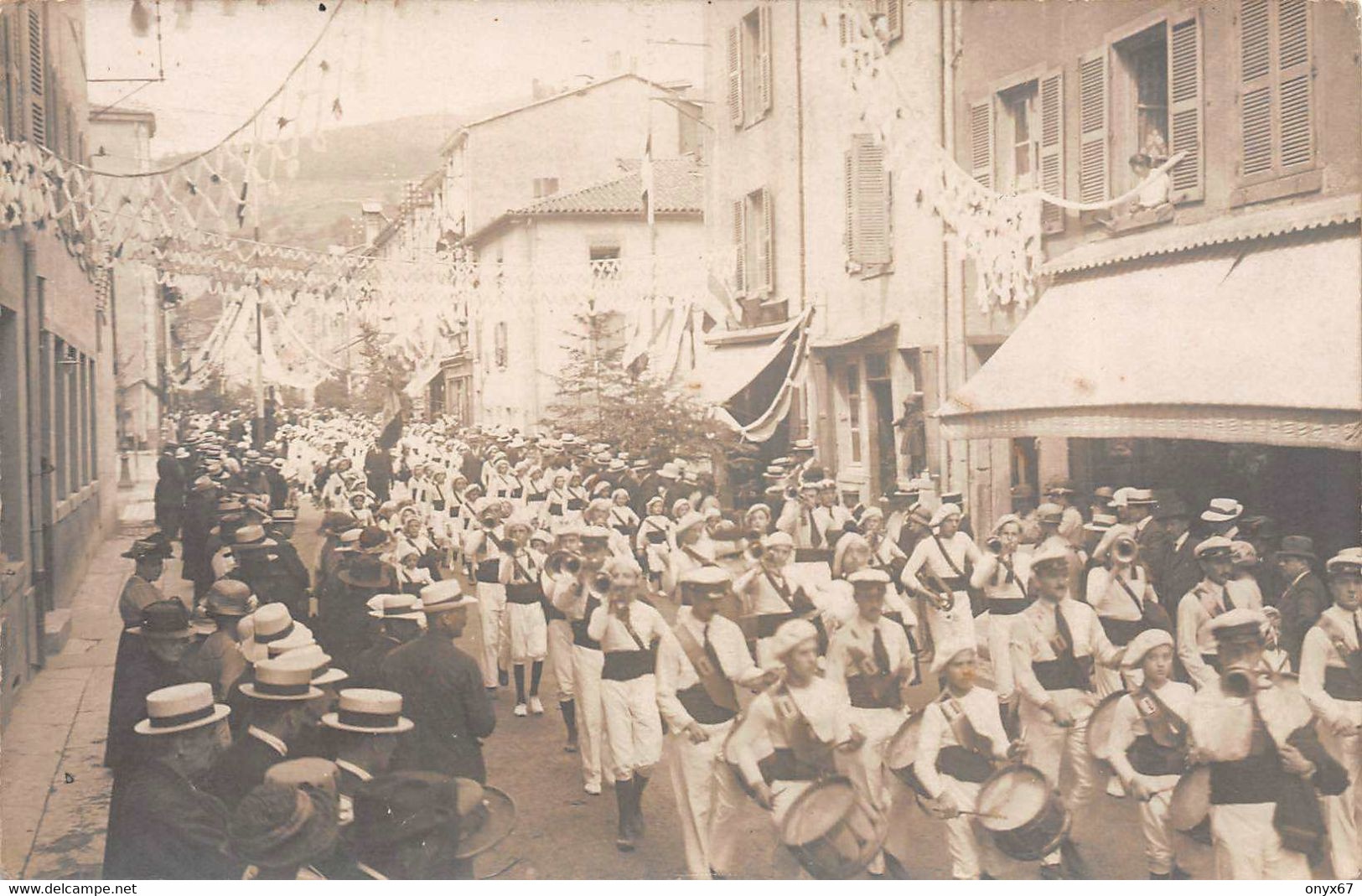 Carte Postale Photo LUXEMBOURG-Luxemburg Défilé Fanfare Musique A SITUER A LOCALISER ?? - Luxemburg - Stad