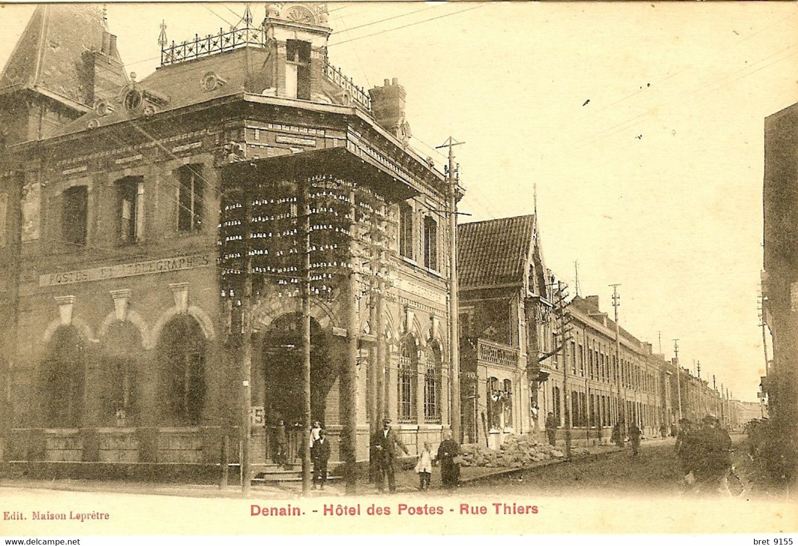 59 DENAIN LE BEL HOTEL DES POSTES DANS LA RUE THIERS TRAVAUX EN COURS A COTE - Denain