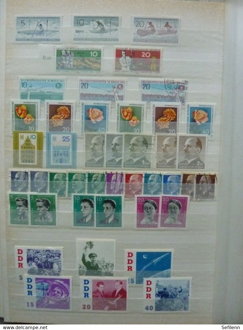 2 Stockbooks with stamps a.o DDR/Commonwealth/Bundespost/Berlin/Topics