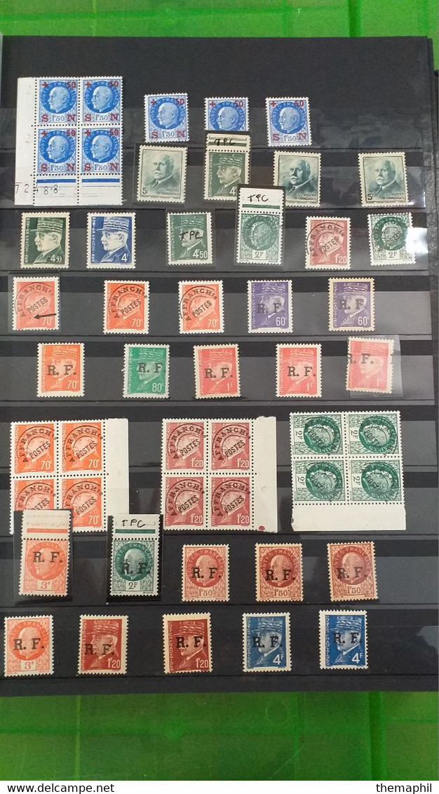 lot n° TH 636 FRANCE un gros classeur de timbres neufs xx