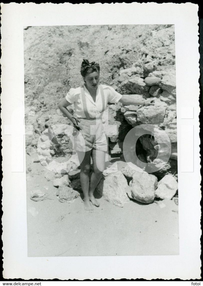 1939 ORIGINAL PHOTO FOTO  AMATEUR FEMME WOMAN BEACH PLAGE LESBIAN INT - Pin-ups