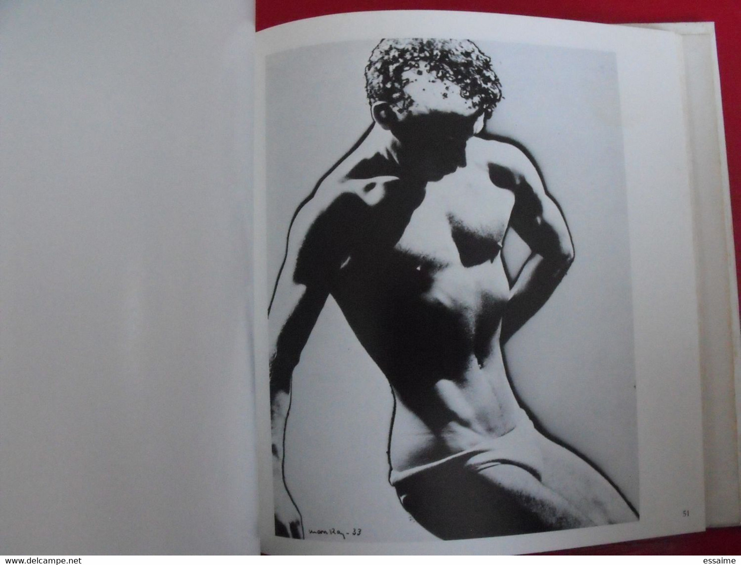 Man Ray. Aperture 1979. livre de photos. histoire de la photographie.