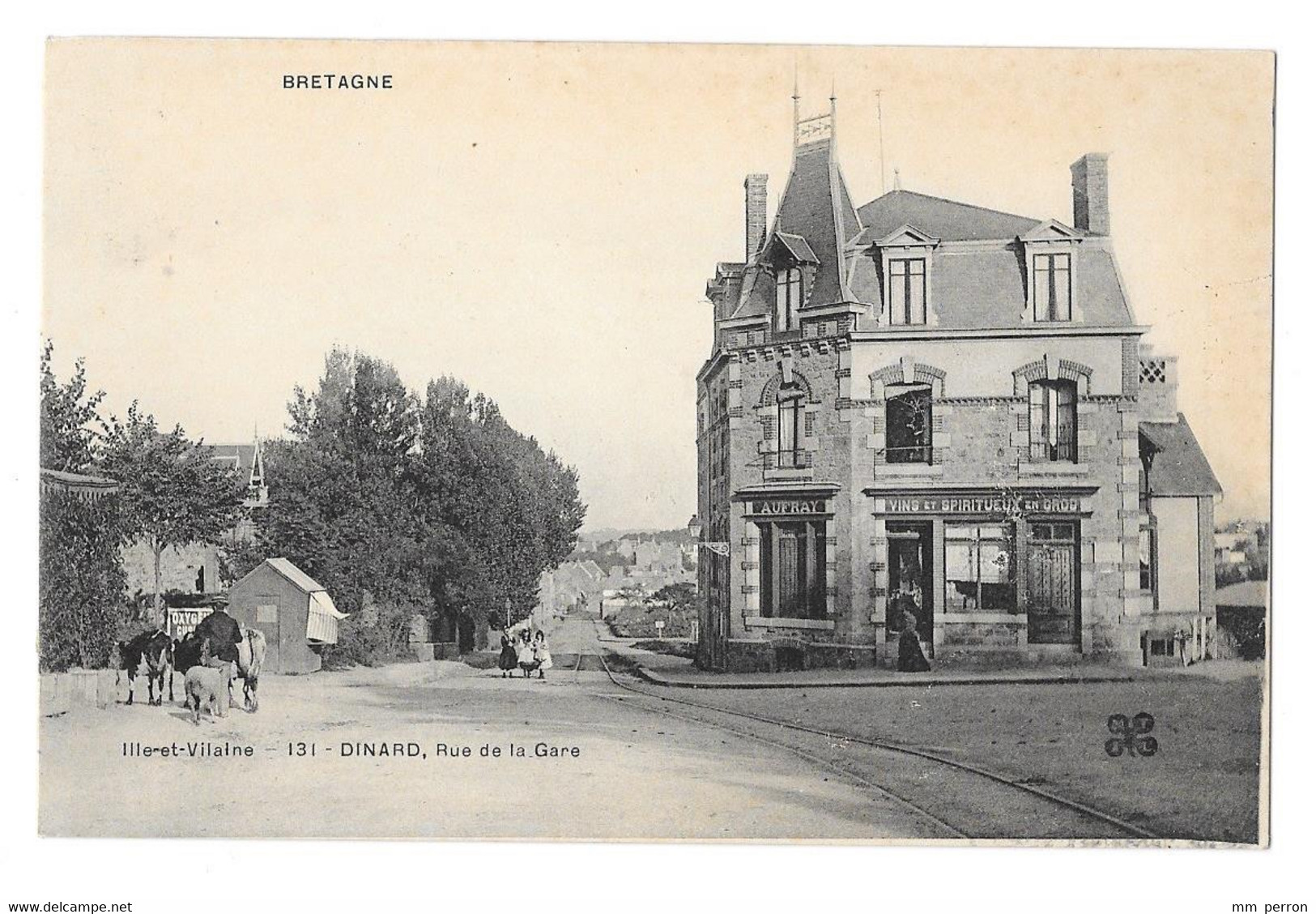 (28036-35) Dinard - Rue De La Gare - Dinard