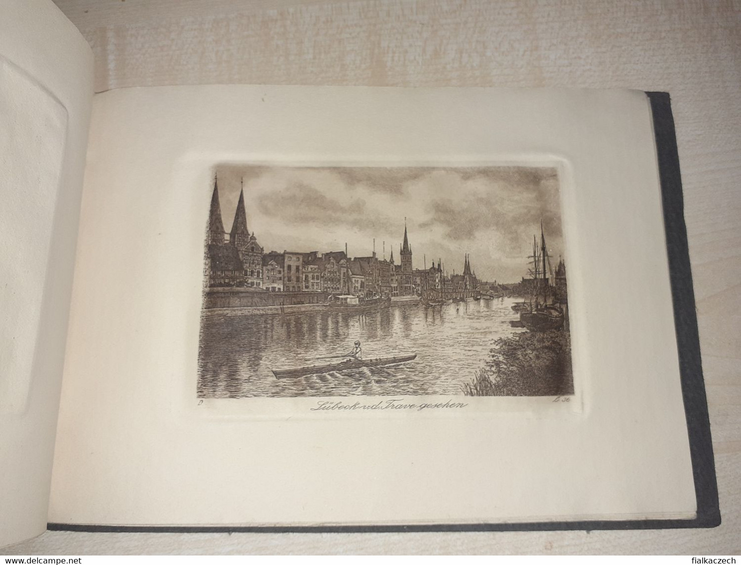 Lübeck, Germany, Book With Artifical Postcards - Grandes  Formatos