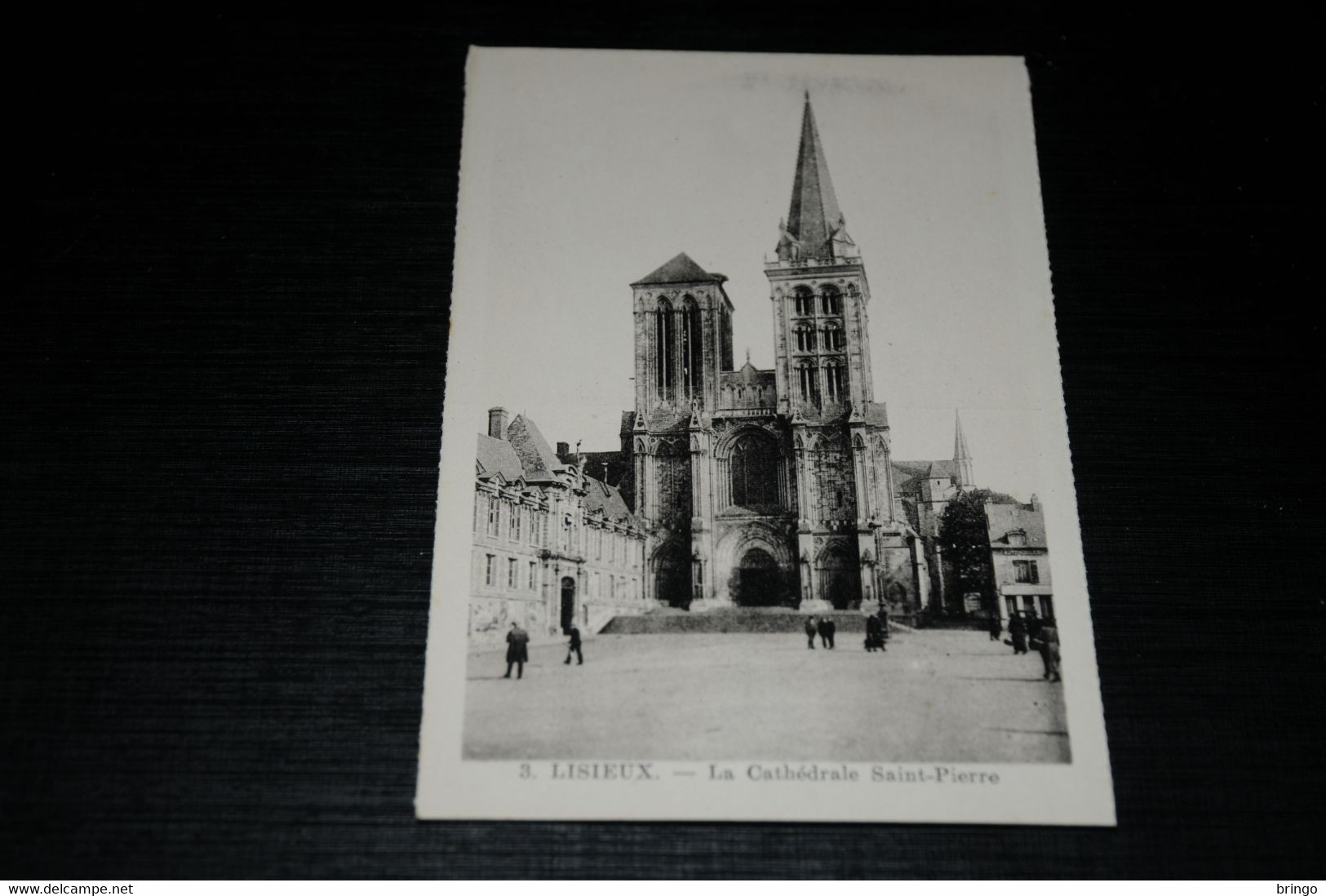 19274-          LISIEUX, LA CATHEDRALE SAINT-PIERRE - Lisieux