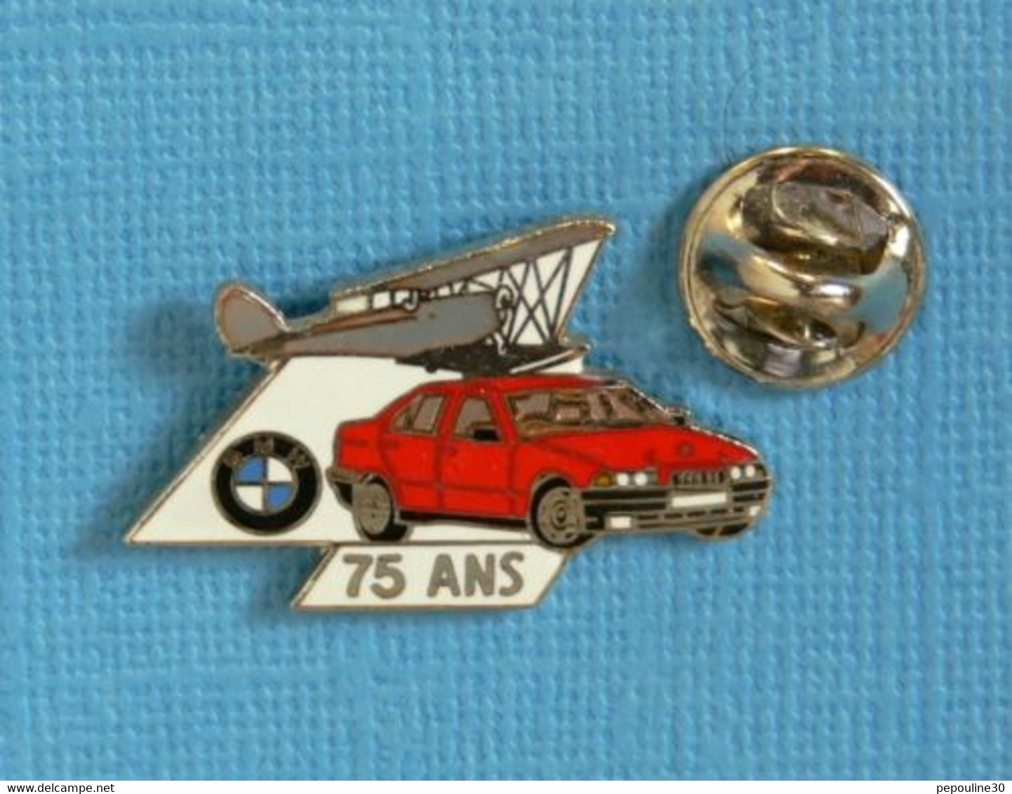 1 PIN'S //  ** AVION BIPLAN / BMW 75 ANS ** . (BMW  Démons & Merveilles) - BMW