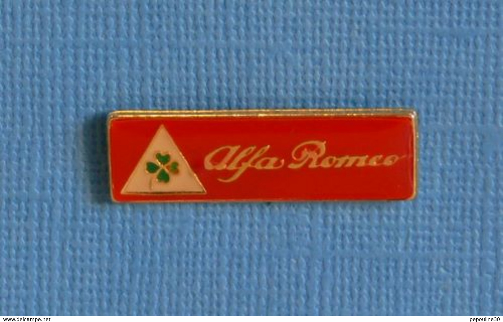 1 PIN'S //  ** LOGO / TRÈFLE A QUATRE FEUILLES / ALFA ROMÉO ** - Alfa Romeo