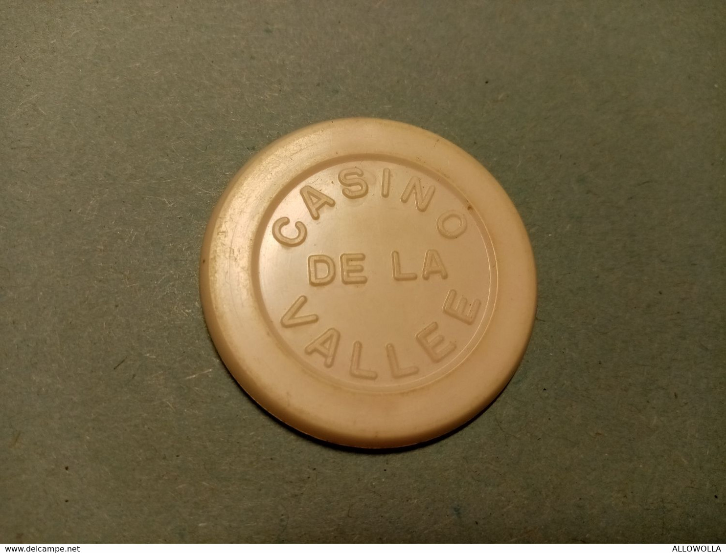 9863" FICHES-CHIPS-CASINO DE LA VALLEE DA LIRE 100 " - Casino