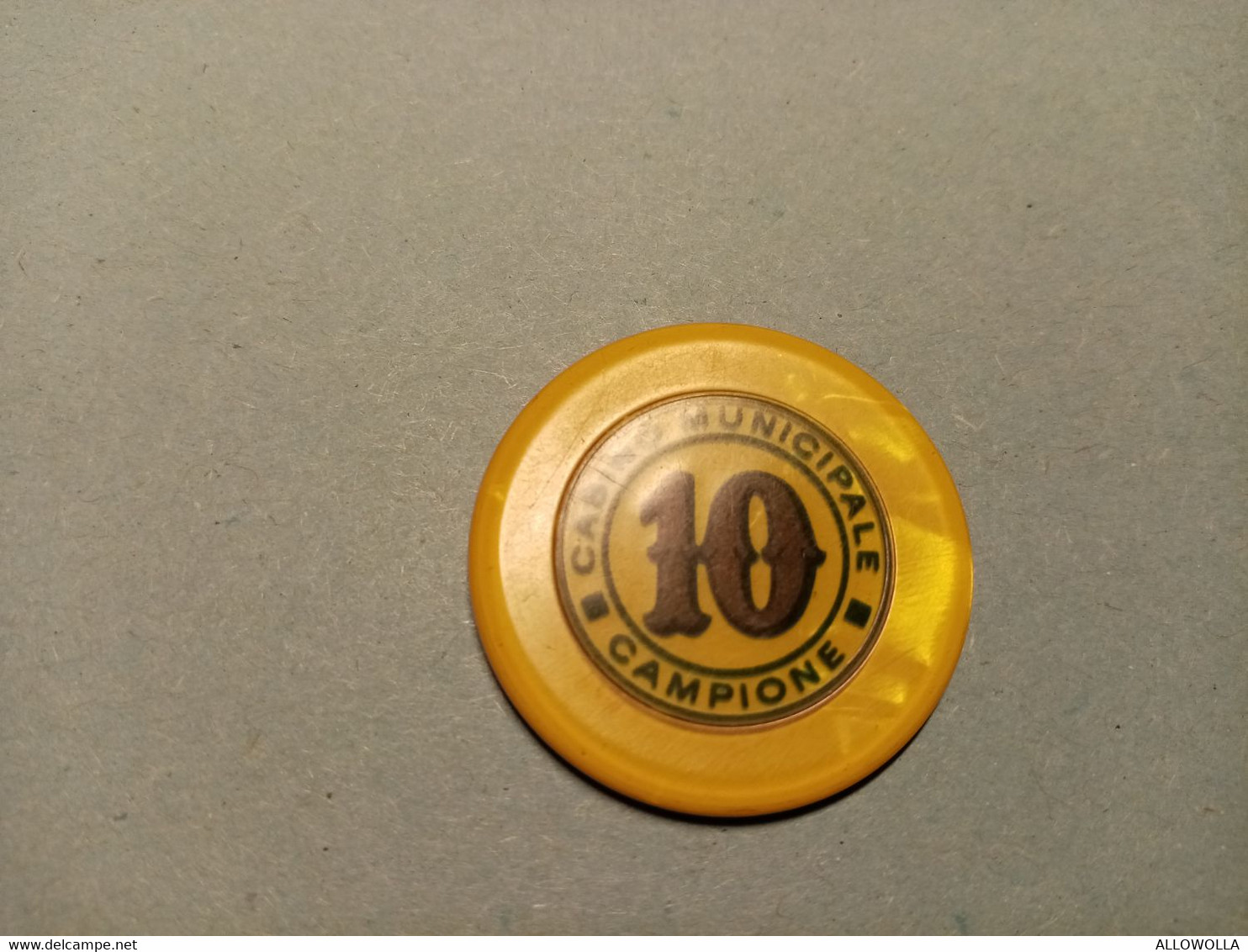 9868" FICHES-CHIPS-CASINO DE LA VALLEE DA LIRE 10 " - Casino