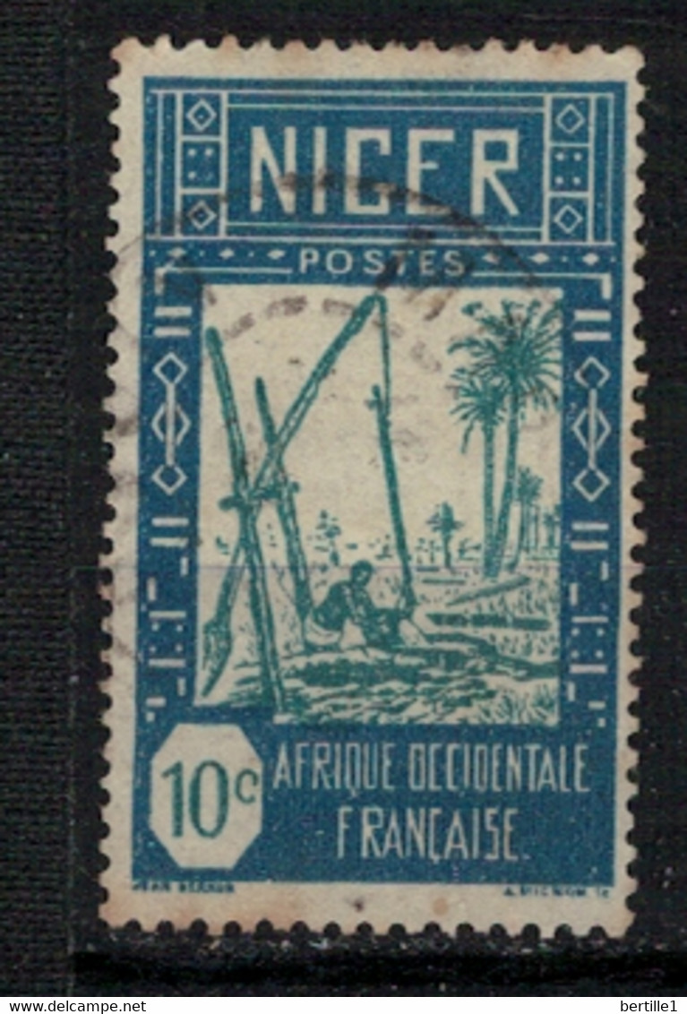 NIGER      N°  YVERT  33  OBLITERE     ( OB 9/42) - Used Stamps