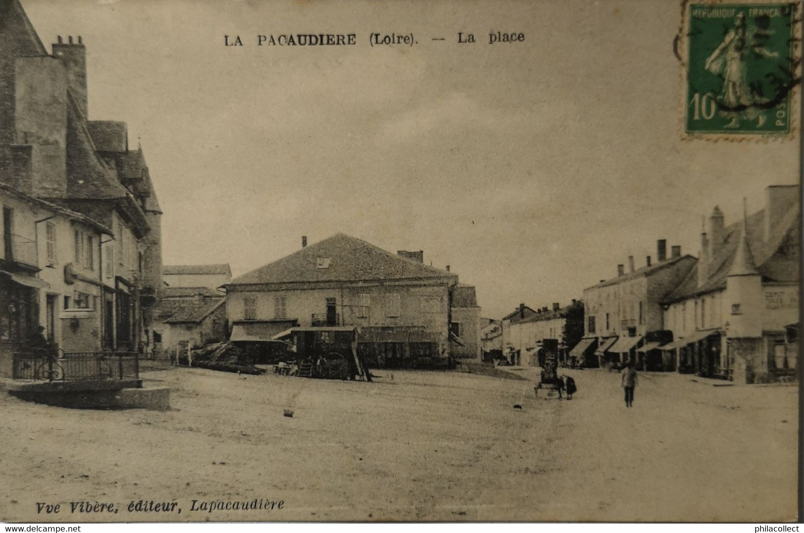 La Pacaudiere (42) La Place 1922 - La Pacaudiere