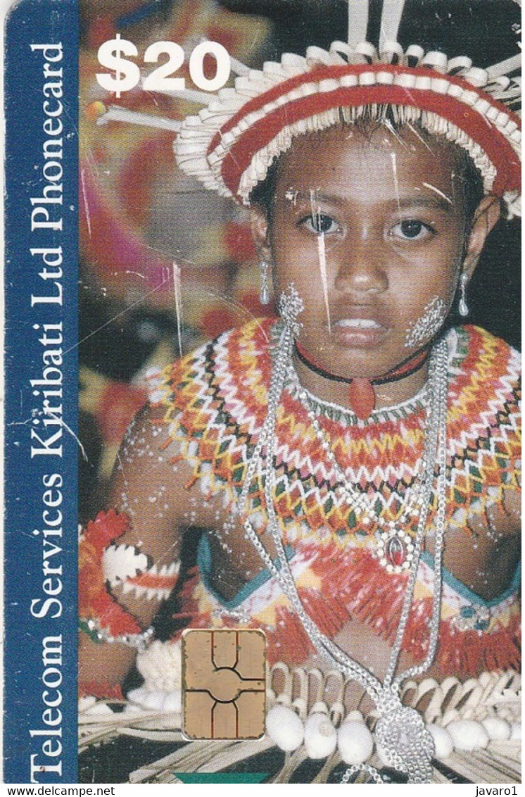 KIRIBATI : S03 $20 Traditional People (little Scratches) USED - Kiribati