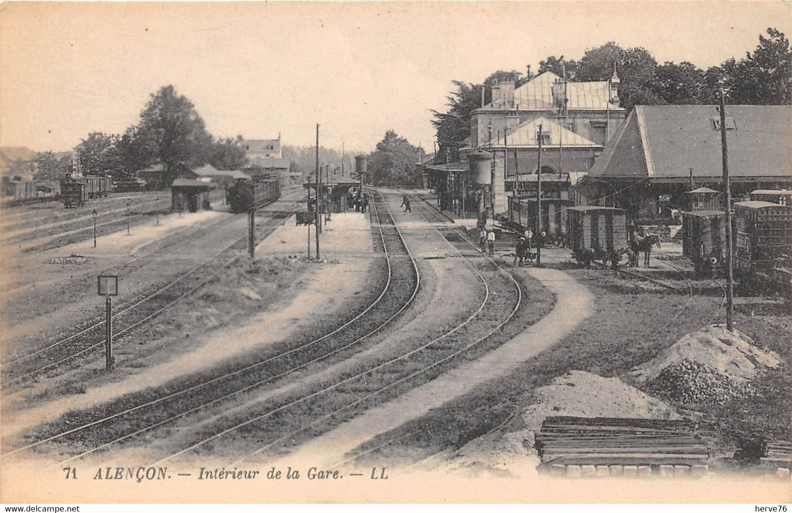 ALENCON - Intérieur De La Gare - Alencon