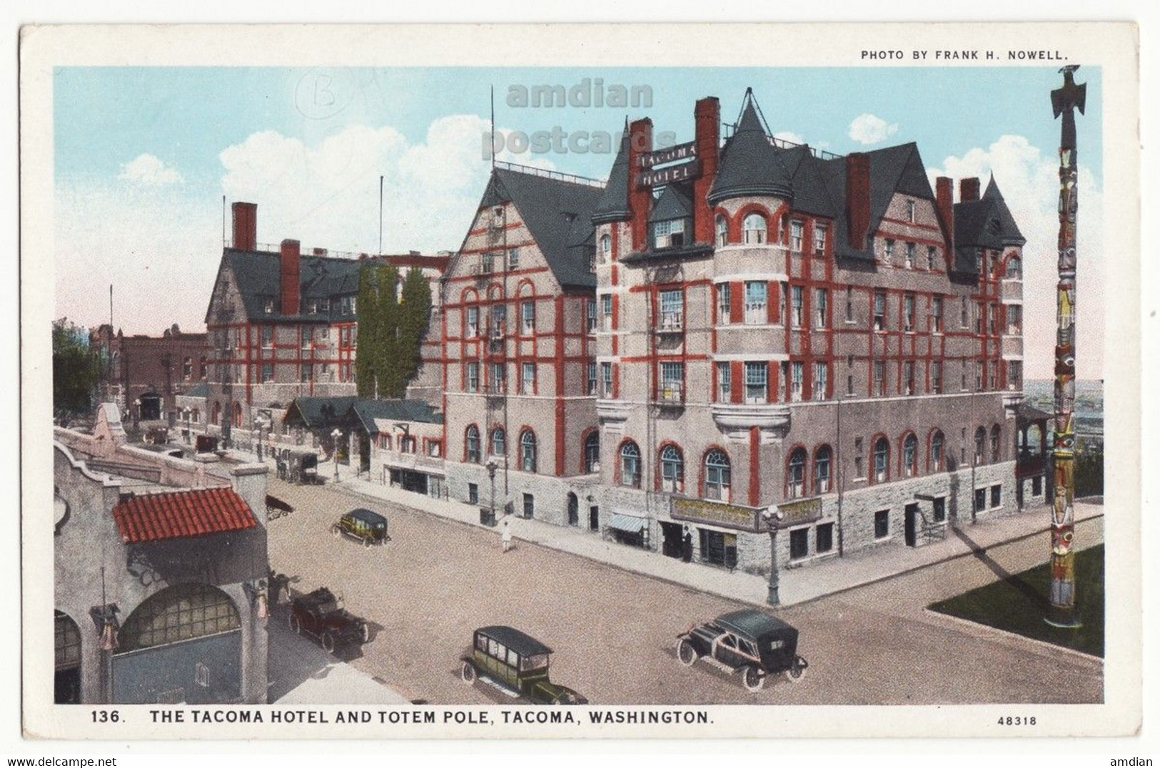 USA, Tacoma Washington WA, Tacoma Hotel And Totem Pole, Antique C1920s Unused Vintage Postcard - Tacoma