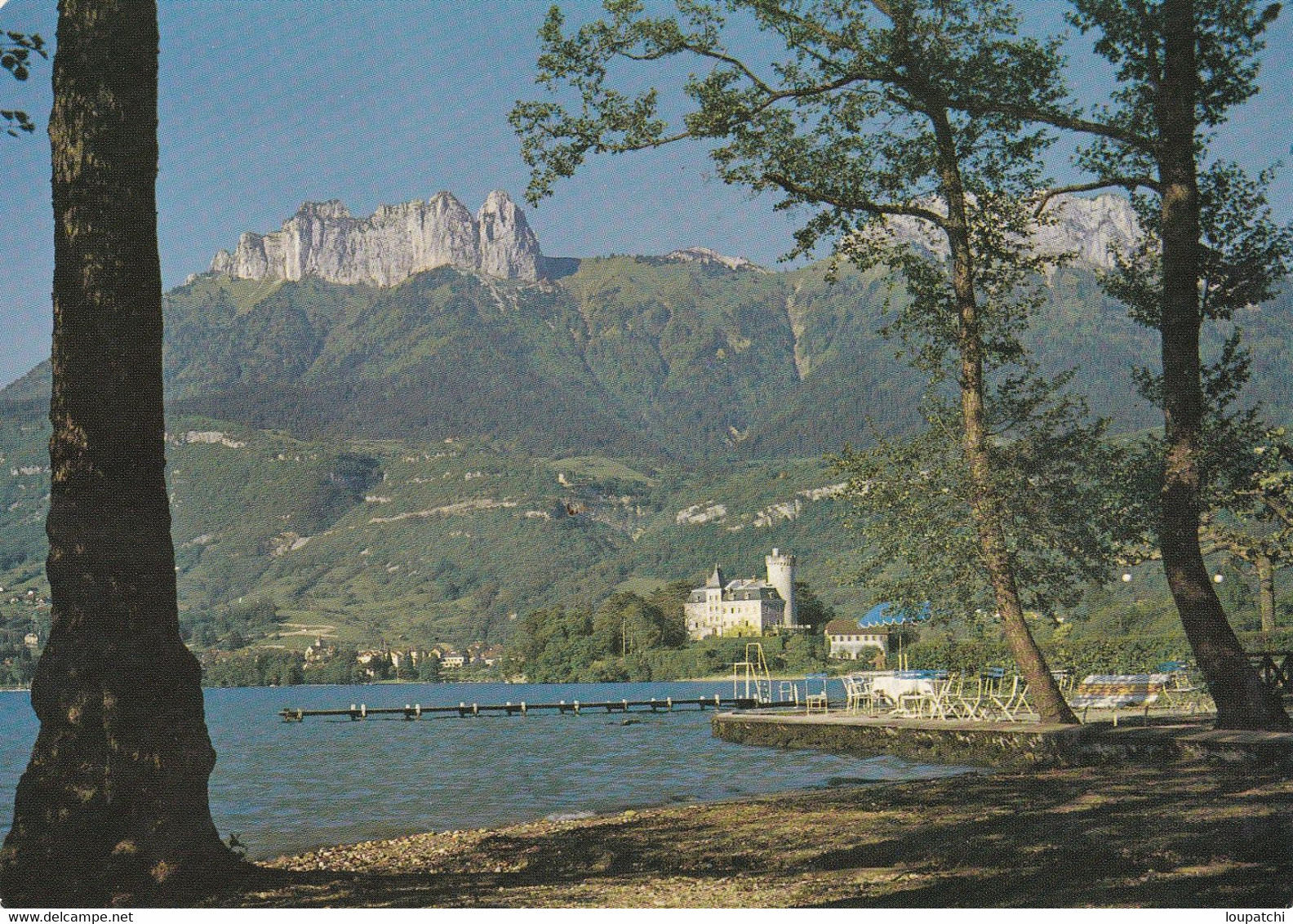 DUINGT LAC D ANNECY TERRASSE DEVANT LE CHATEAU - Duingt