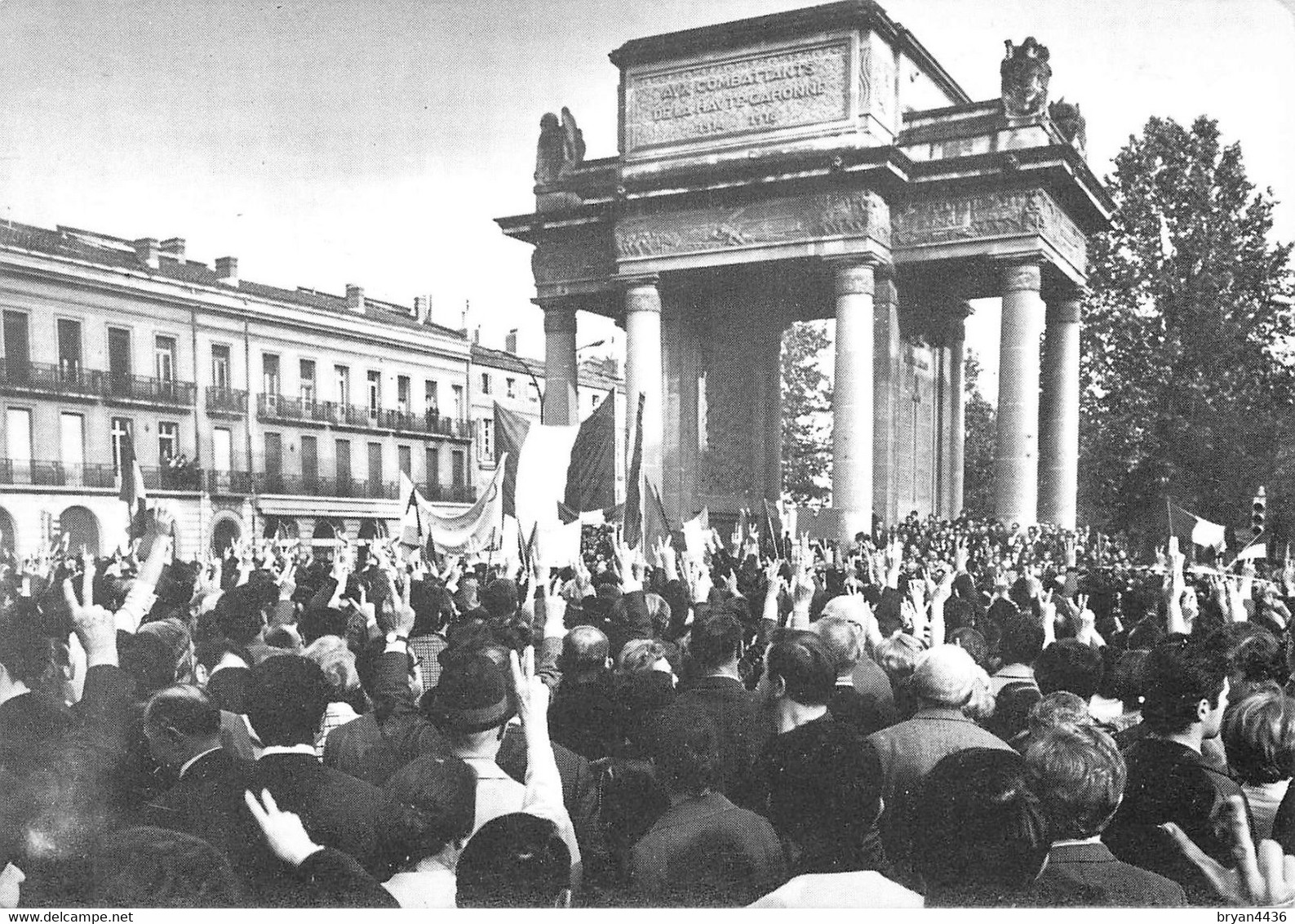 GREVES - MAI 1968 - TOULOUSE - MANIFESTATION GAULLISTES AUX MONUMENTS AUX MORTS  - VENDREDI 31 MAI 1968. - Sciopero