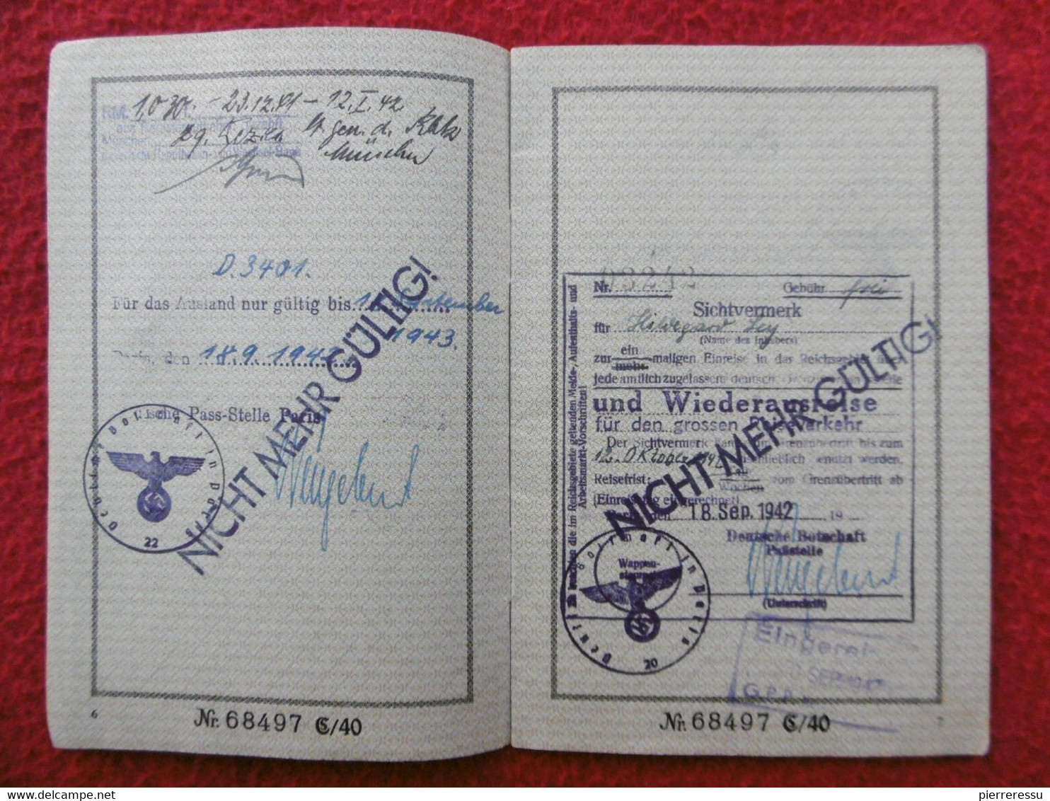 REISEPASS 1941 / 1944  PASSEPORT CACHETS - Historische Dokumente