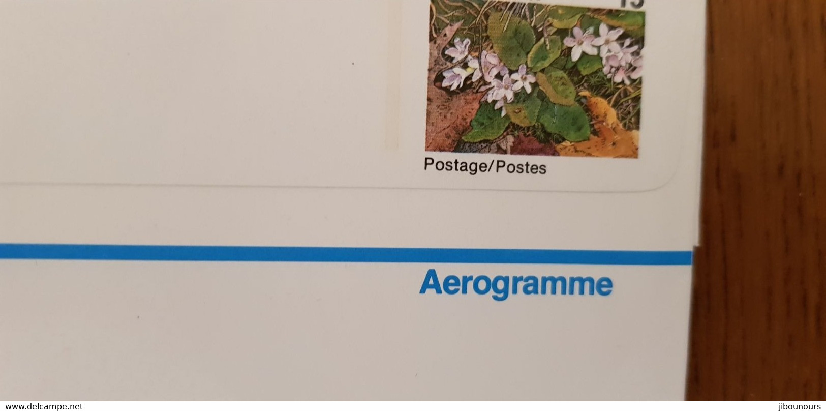 thématique fleurs aérogrammes et domestogramme 28 exemplaires différents dont variétés postes sans S plié et collés RRR