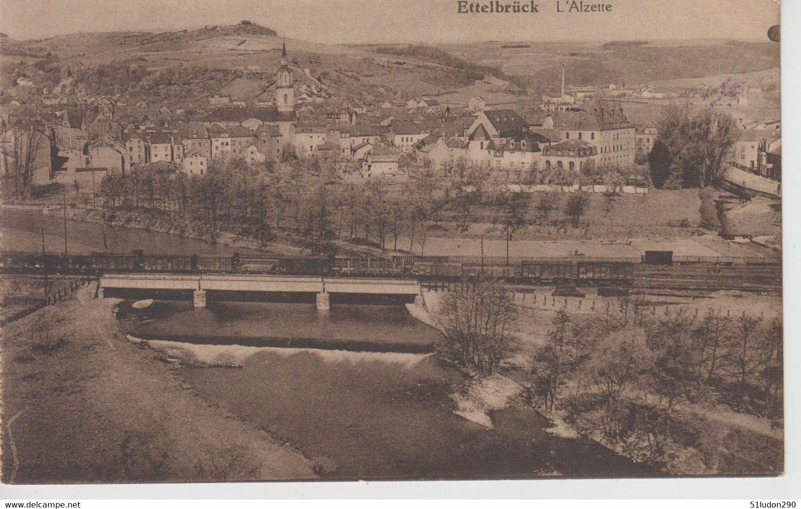 CPA Ettelbrück - L'Alzette (avec Train Sur Le Pont) - Ettelbrück