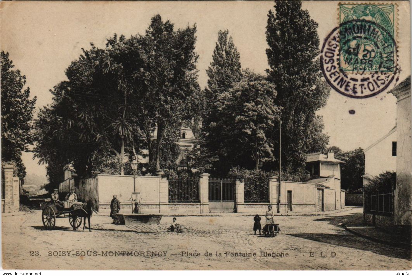 CPA SOISY-sous-MONTMORENCY - Place De La Fontaine Blanche (65513) - Soisy-sous-Montmorency