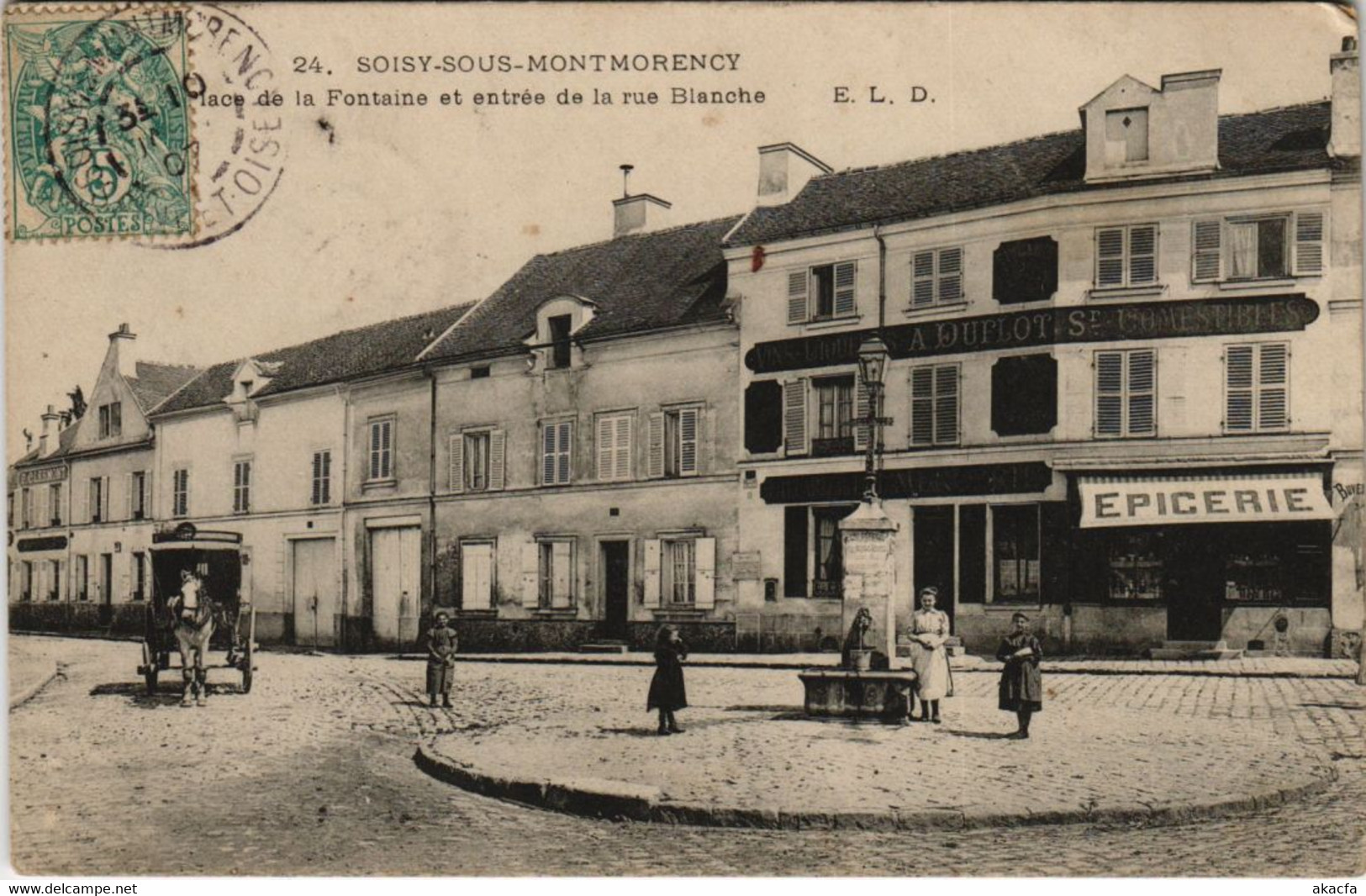 CPA SOISY-sous-MONTMORENCY - Place De La Fontaine Et Entrée De La (65515) - Soisy-sous-Montmorency