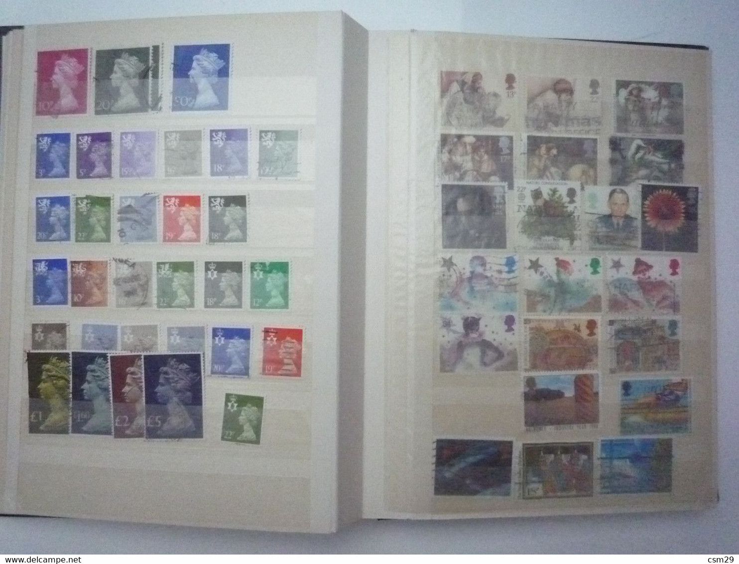 Dans un carton, Classeurs Timbres  Monde et divers des milliers - A voir - 89 scans