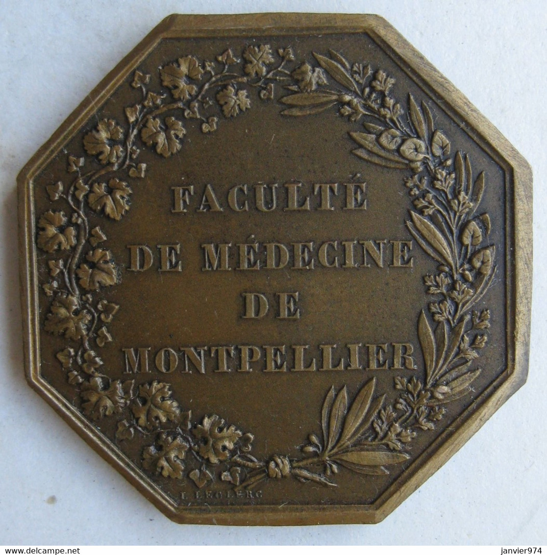 Jeton En Bronze Faculté De Médecine De Montpellier, Hérault. - Professionnels / De Société