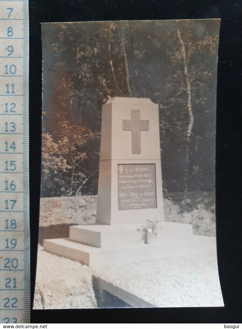 CPA Carte Photo D89 Chevannes Monument Aux Morts 1944  à La Mémoire De Pierre Binet, Etienne Ancergue ,Florentin Mouchet - Chevannes