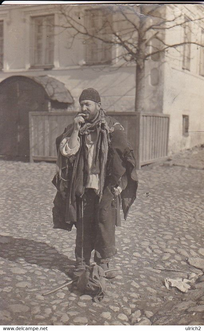 AK Foto Russischer Bettler - Russland - Landst. Inf. Bat. Meissen - 1916 (52458) - Europe