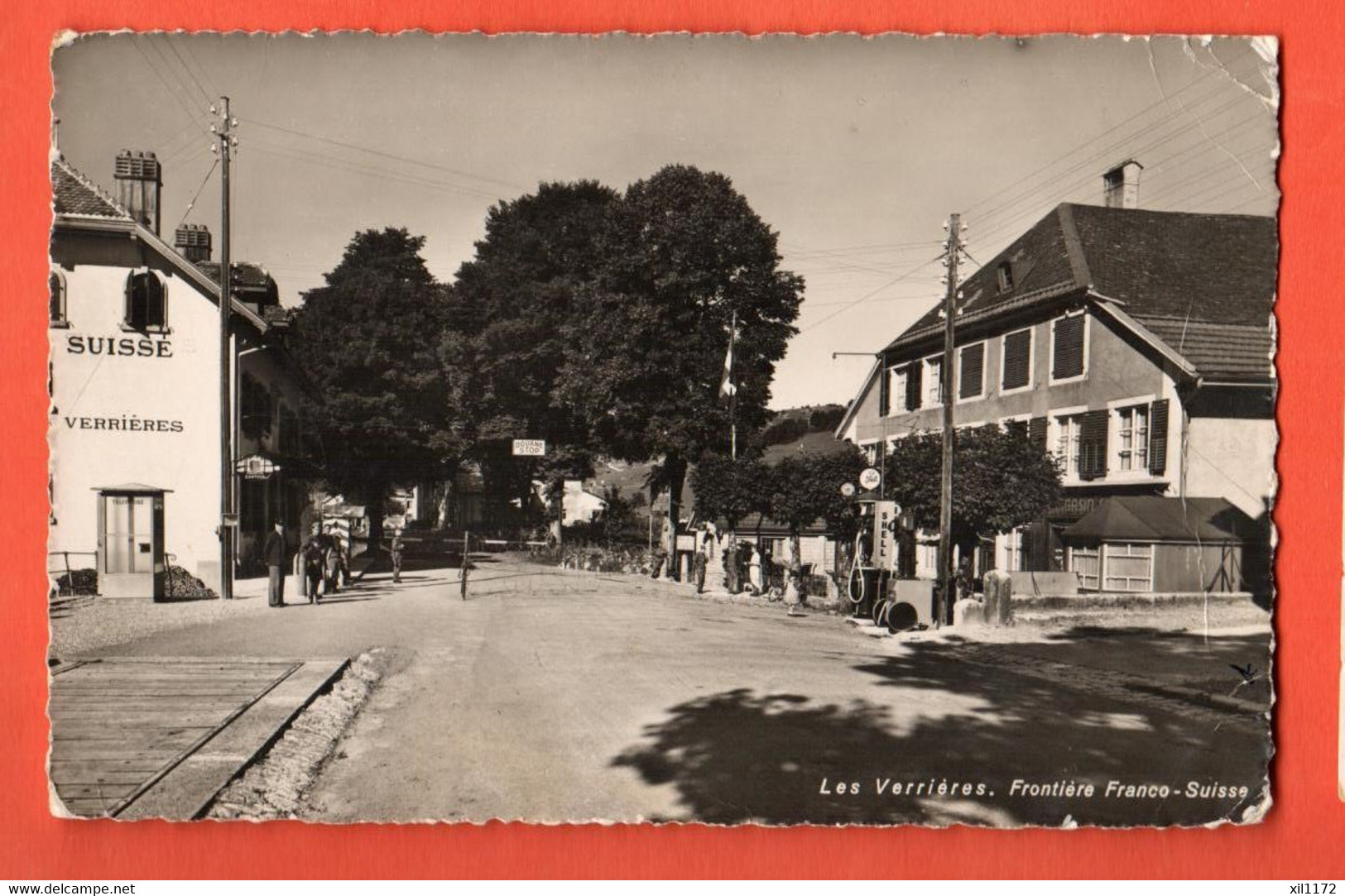 ZBP-01 Douane Suisse Les Verrières, Val-de-Travers Station Shell  ANIME. Cachet Militaire Neuchâtel Gare 1943 Bords Usés - Les Verrières