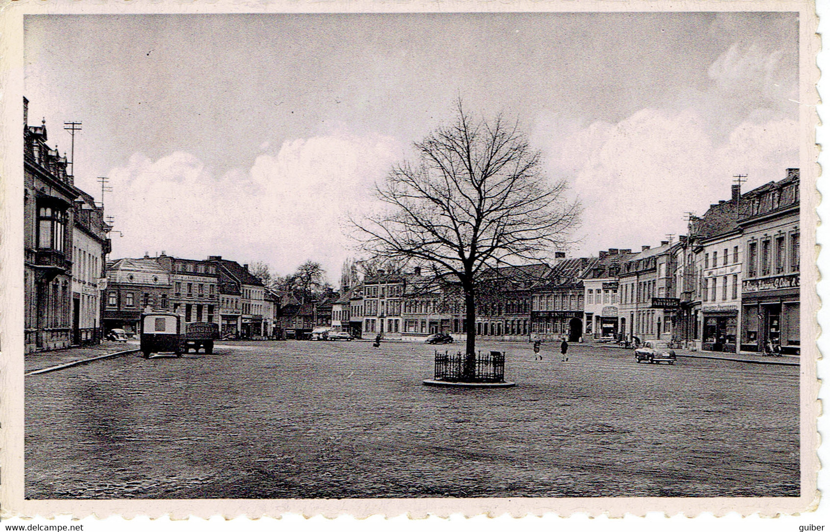 Peruwelz La Grand Place - Péruwelz