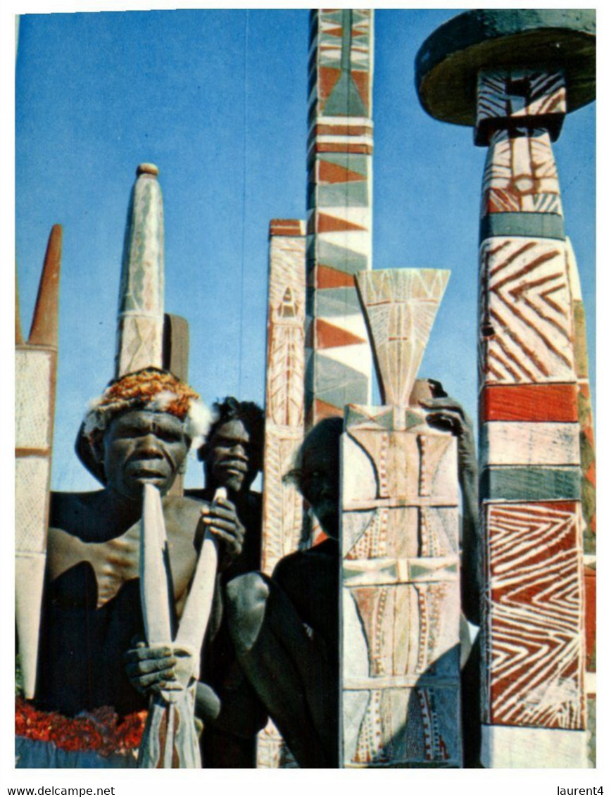 (U 24) Australia  - NT - Arnhem Land Totem Pole (AB1104) - Aborigenes