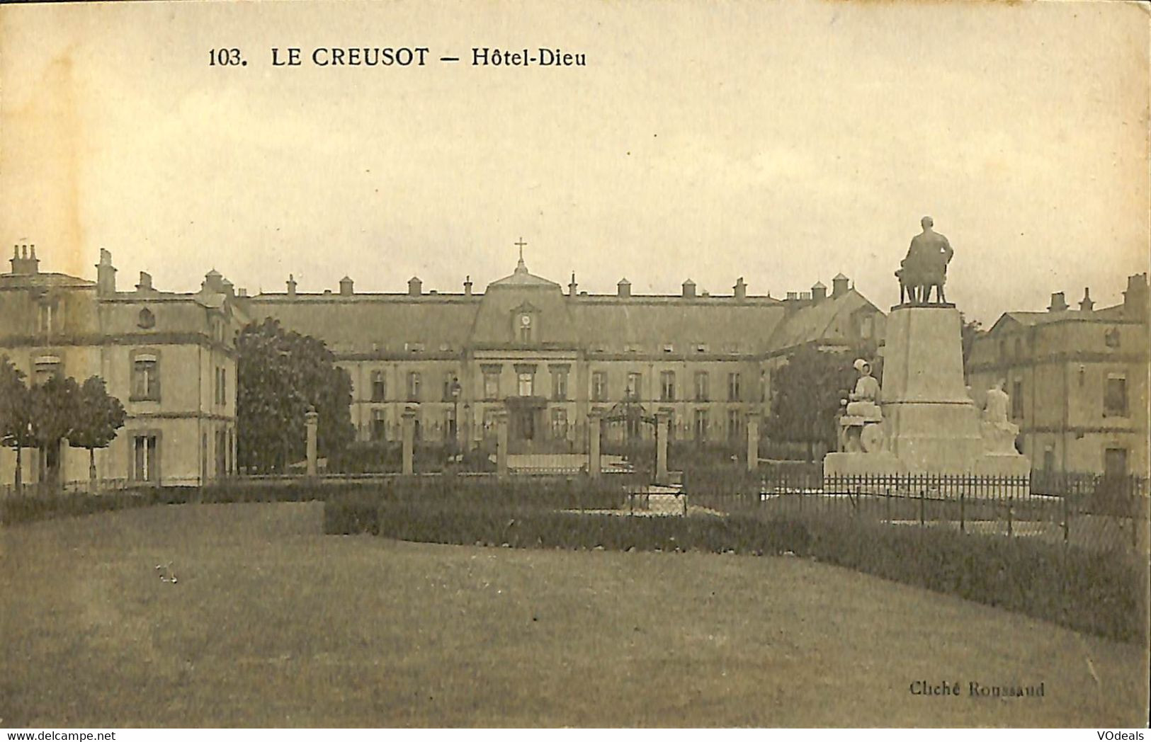 032 721 - CPA - France (71) Saône Et Loire  - Le  Creusot - Hôtel-Dieu - Le Creusot