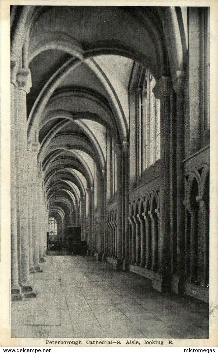 Peterborough Cathedral - S. - Aisle, Looking E. - Altri & Non Classificati