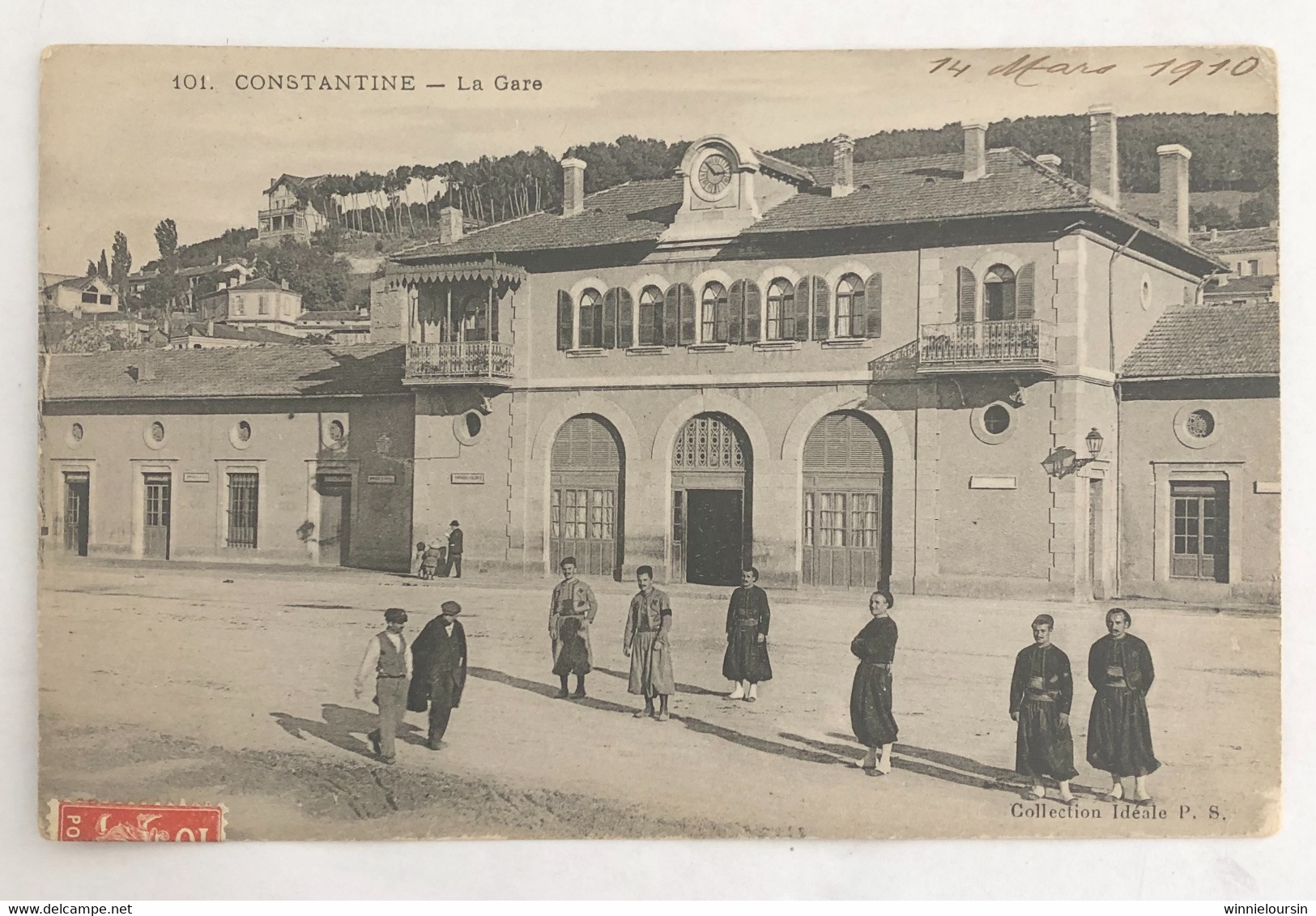 CPA   LA GARE DE CONSTANTINE ZOUAVES ET TURCOS - Men