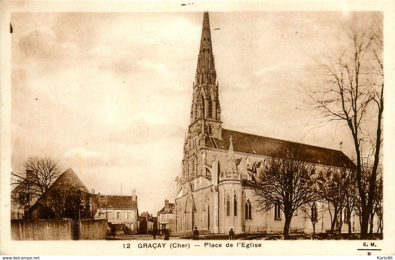 Graçay * Place De L'église - Graçay