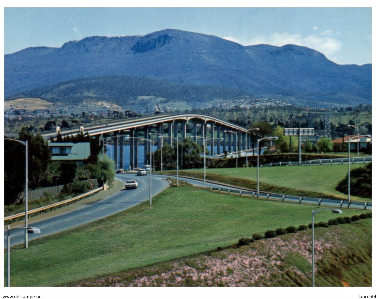 (U 30) Australia - TAS - Hobart Bridge  (HB60) - Hobart